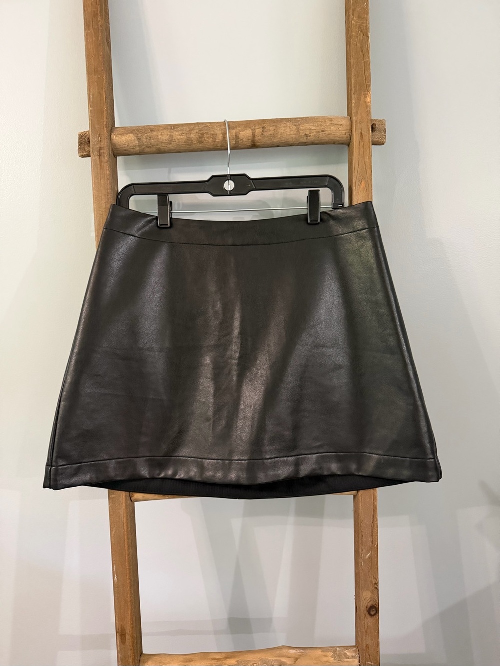 GAP Black Faux Leather Mini Skirt